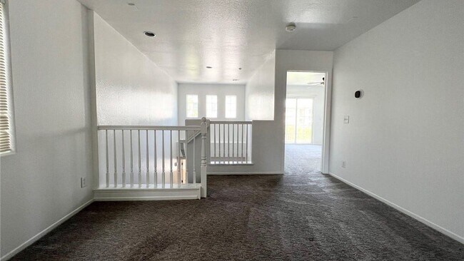 Building Photo - 9004 Beaming Ct