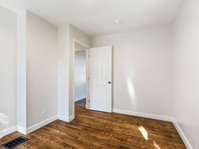 Building Photo - Cape Cod Style 4 Bedroom Home - Newly Remodeled with a Partially Finished Basement!