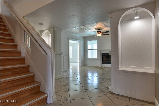 Building Photo - 1744 Gambel Quail Dr