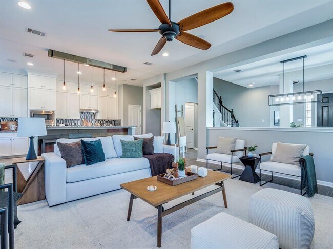 Building Photo - 2930 Grand Oaks Loop