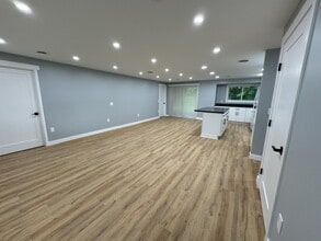 Building Photo - 62 Golden Rod Ln