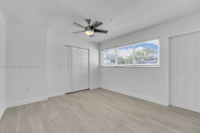 Building Photo - 7125 SW 93rd Ct