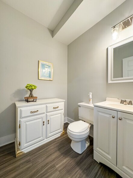 Building Photo - 4715 Wilmer Ct