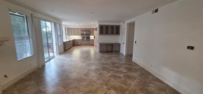 Building Photo - 22615 Summerfield