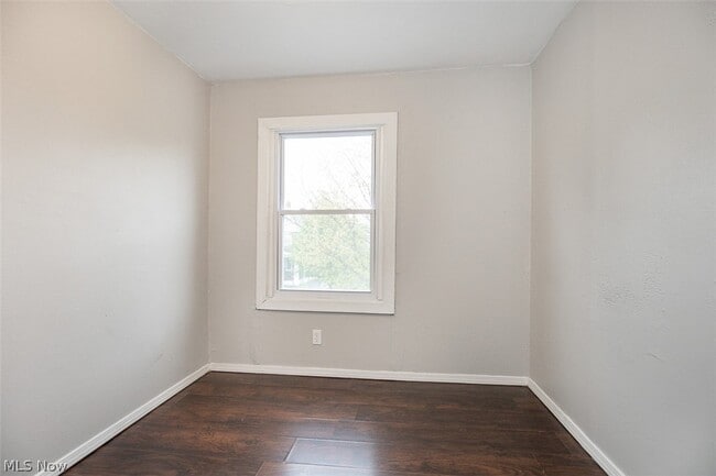 Building Photo - 3409 W 86th St