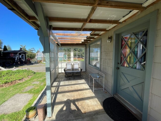 Building Photo - Charming 2-Bedroom Detached ADU in Myrtle ...