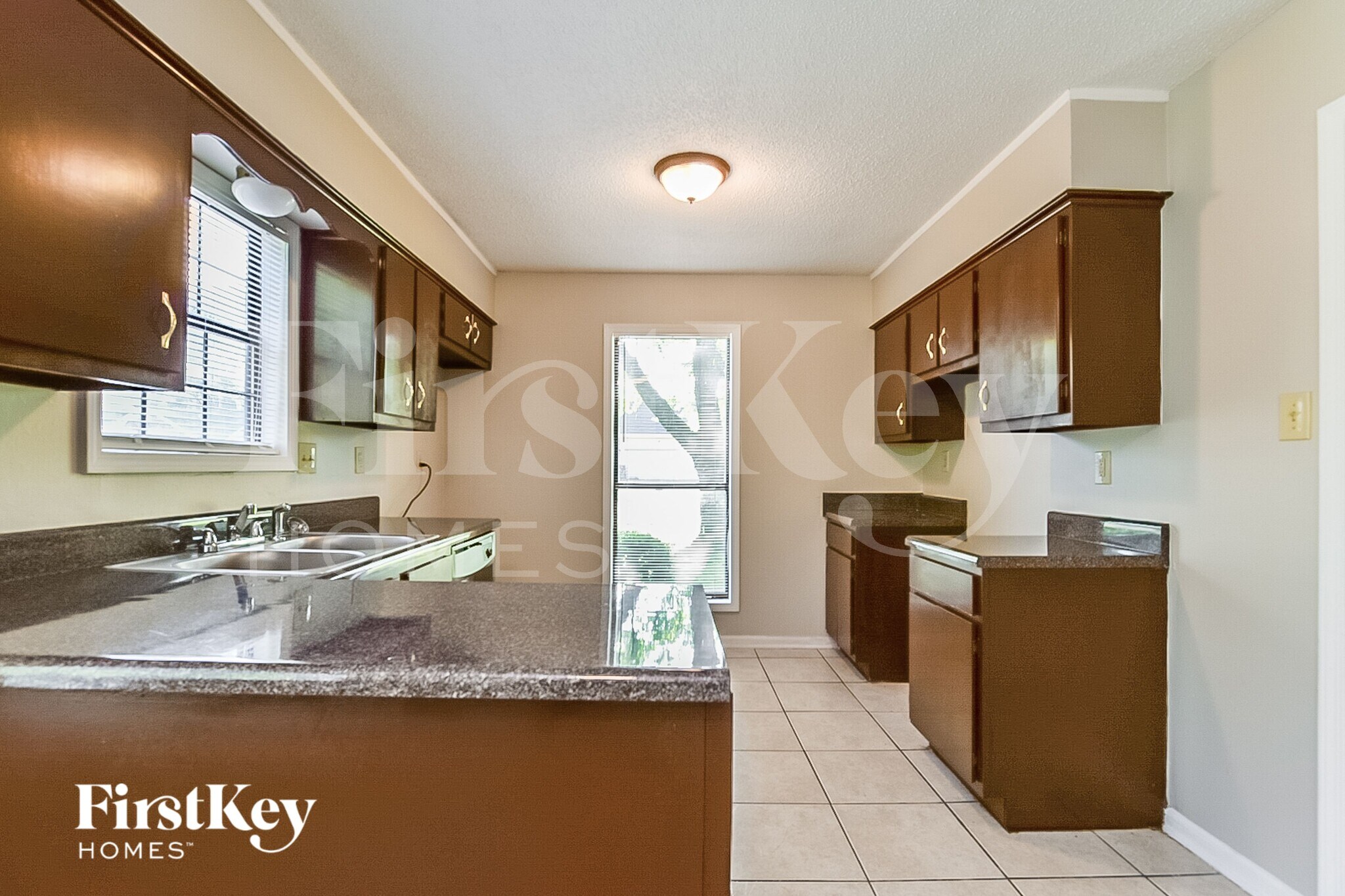 Building Photo - 4399 Winterpark Dr