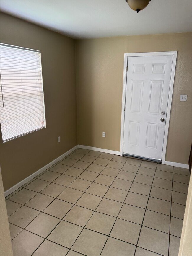 Building Photo - 5730 Cameron Blvd