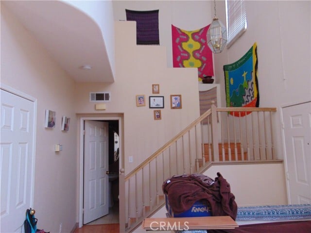 Primary Photo - 19 Cottonwood Dr