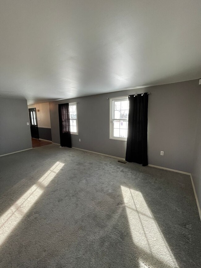 Building Photo - 120 Scottsdale Dr