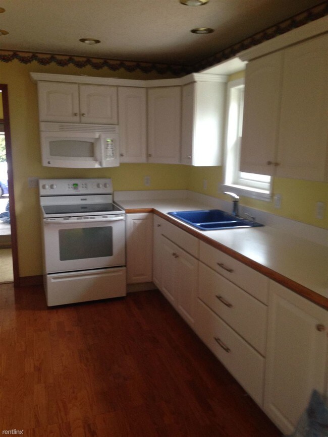 Building Photo - 3 br, 2 bath House - 4401 Dryden Rd Cozy C...