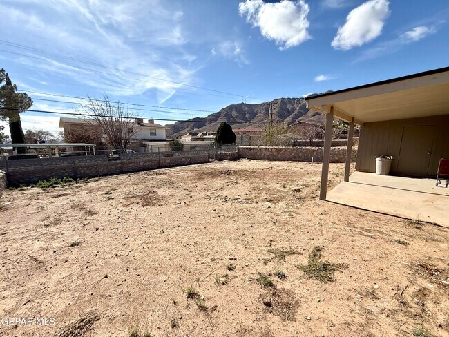 Building Photo - 2616 Pierce Ave