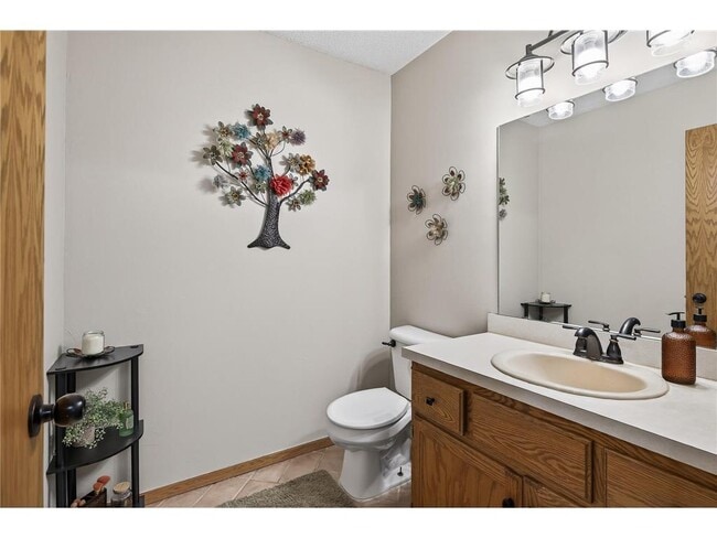 Building Photo - 4133 Sunset Trail N