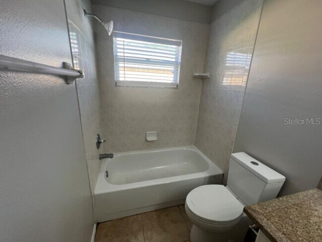 Building Photo - 30936 Burleigh Dr
