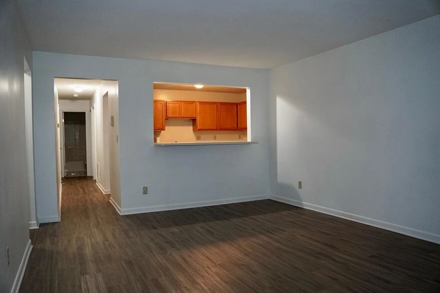 Building Photo - 140 Northridge Dr