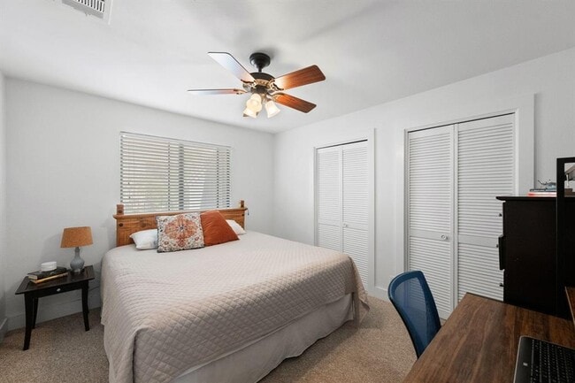 Building Photo - 1709 Channel Rd