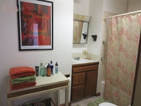 Building Photo - 15th