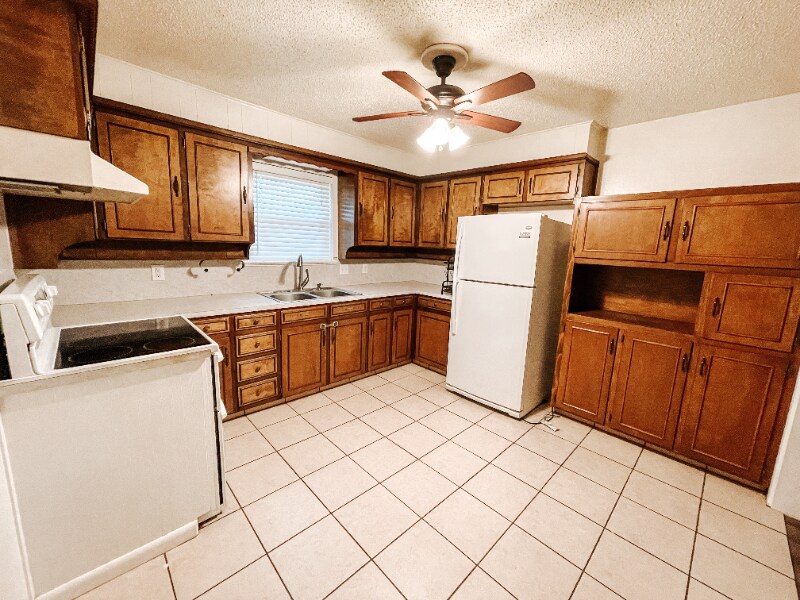 Building Photo - 4412 52nd St