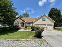 Building Photo - 513 Tanasi Cir