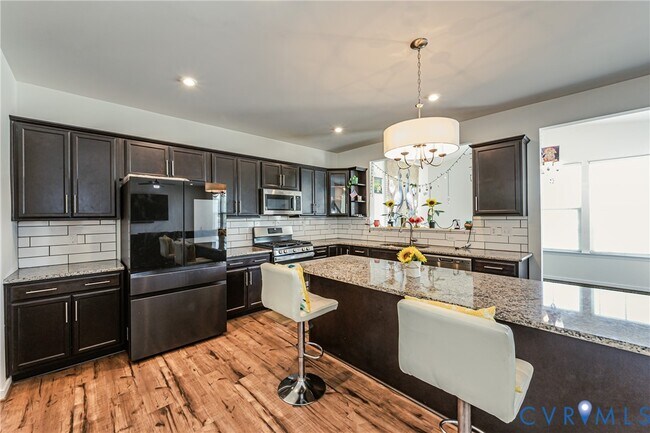 Building Photo - 8105 Lyman Ct