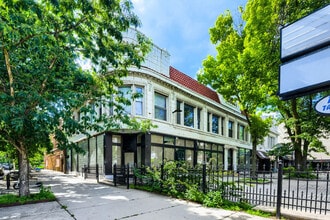 Building Photo - 6740 N Sheridan Rd