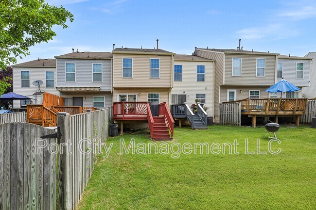 Building Photo - 9219 Christ Ct