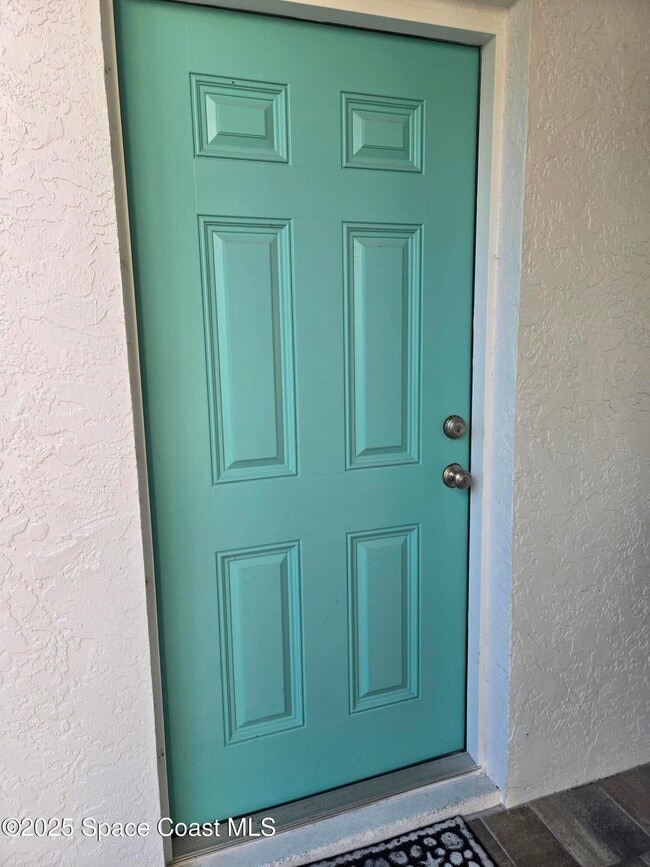 Building Photo - 0000 Pineapple Ave