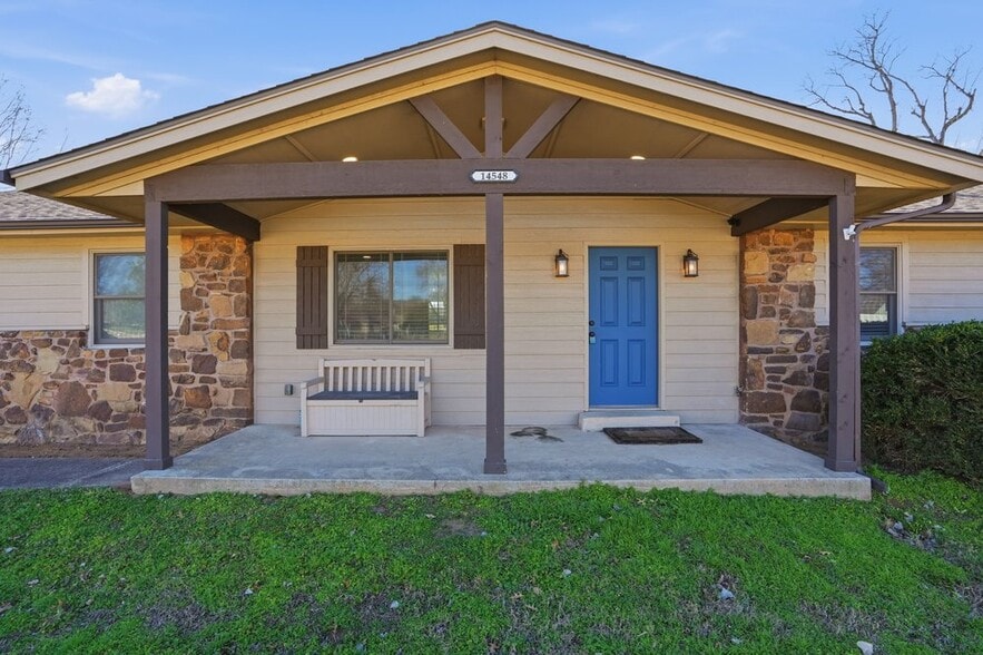 Building Photo - 14548 W 19th St S