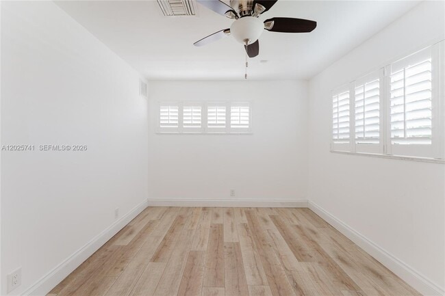 Building Photo - 2101 NE 63rd St