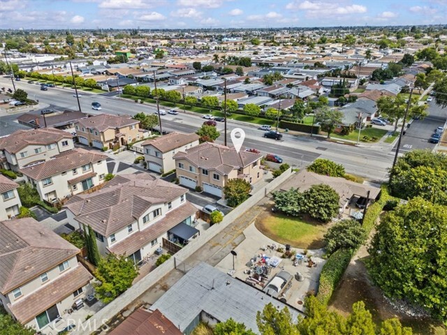 Building Photo - 915 S Belterra Way