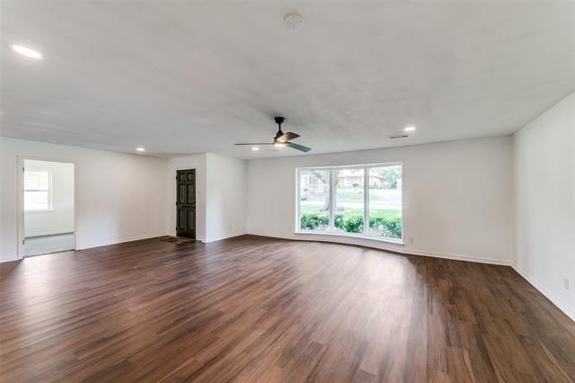 Building Photo - 977 Green Castle Dr