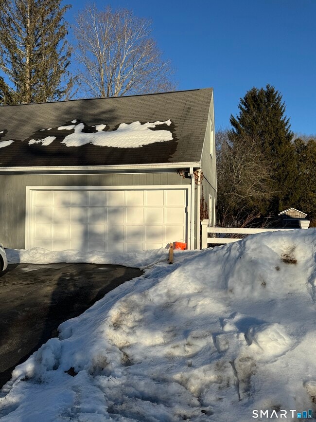 Building Photo - 30 Hopyard Rd