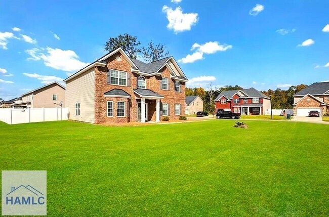 Building Photo - 763 English Oak Dr