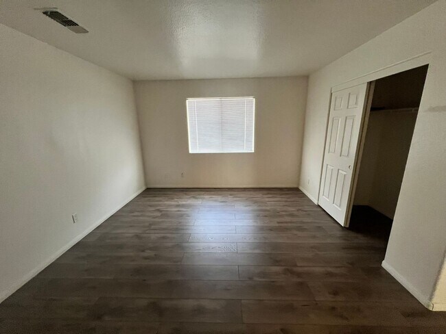 Building Photo - 6659 Ocotillo Ave