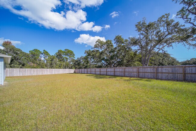 Building Photo - 8739 Schooner Ln