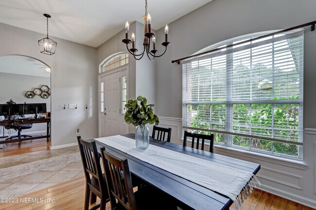 Building Photo - 12004 W Liberty Lake Dr