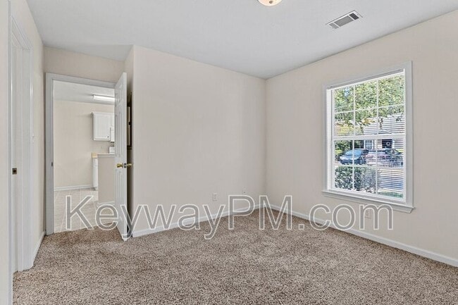 Building Photo - 2218 Bridgeton Rd