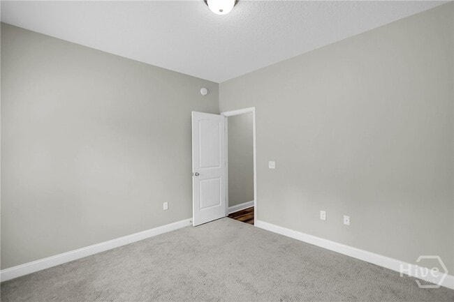 Building Photo - 1039 Meloney Dr