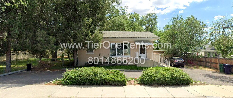 Building Photo - NO DEPOSIT option available for qualified renters!