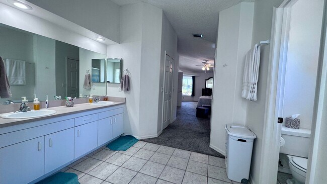 Building Photo - Gated Single Family Home For Rent in West Melbourne