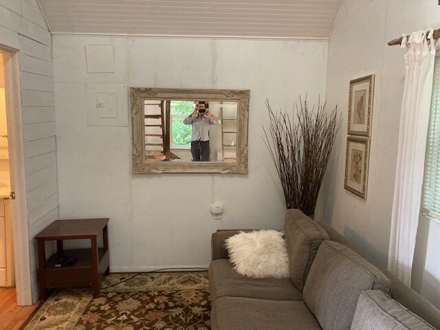 Building Photo - 5530 S 129th St