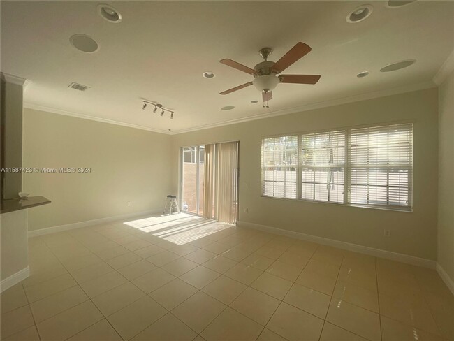 Building Photo - 4242 SW 124th Way