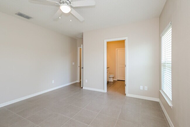 Building Photo - 830 Hazel Grove Ct