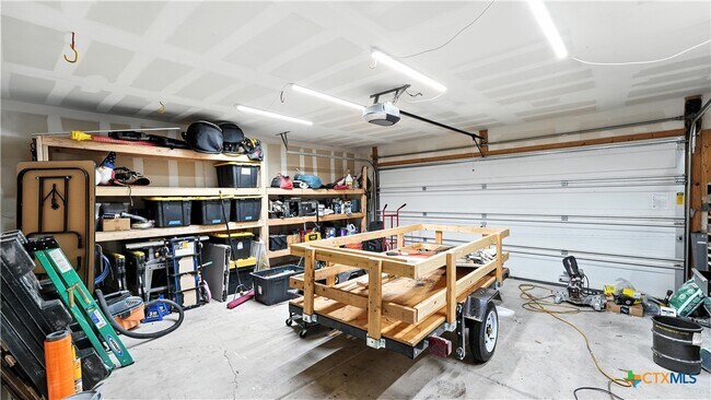 Building Photo - 208 Gatewood Clf