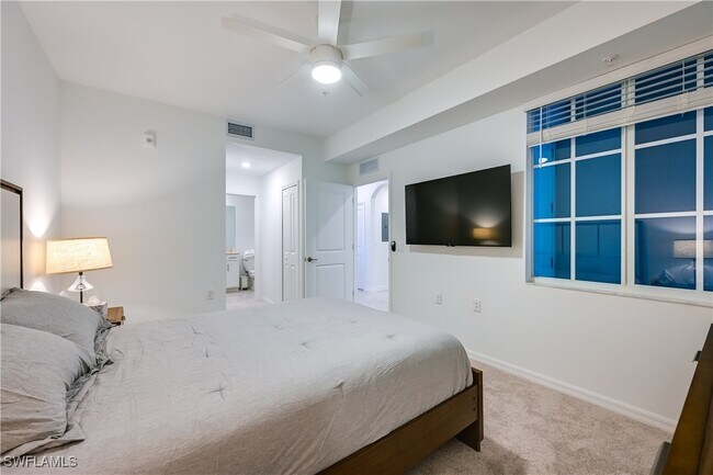 Building Photo - 5749 Double Eagle Cir