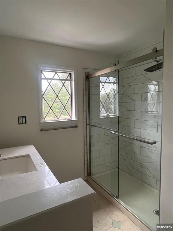 Building Photo - 54 Blauvelt Pl