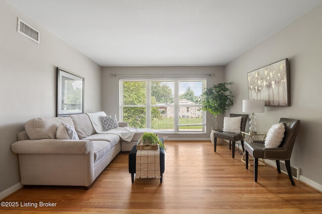 Building Photo - 2705 Riedling Dr