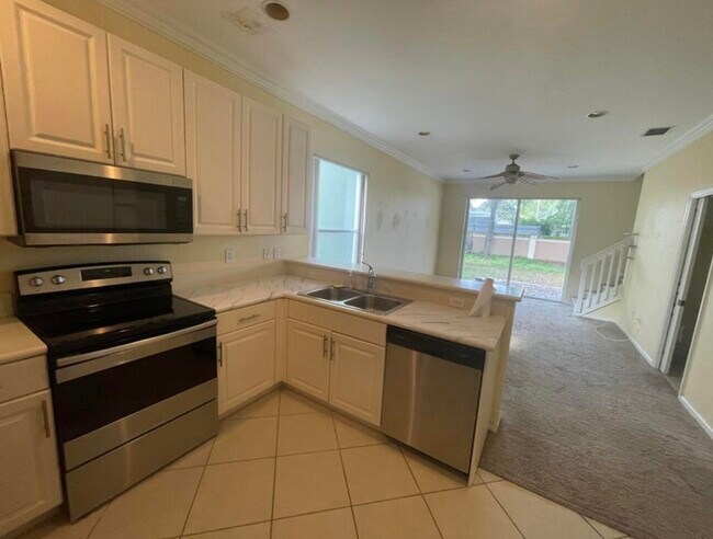Building Photo - 11427 Blue Violet Ln