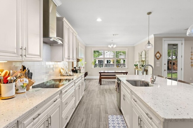 Building Photo - 106 Hibernate Way