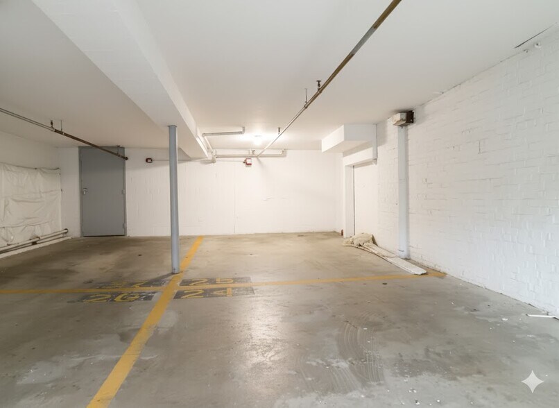 Building Photo - 315 Rantoul St